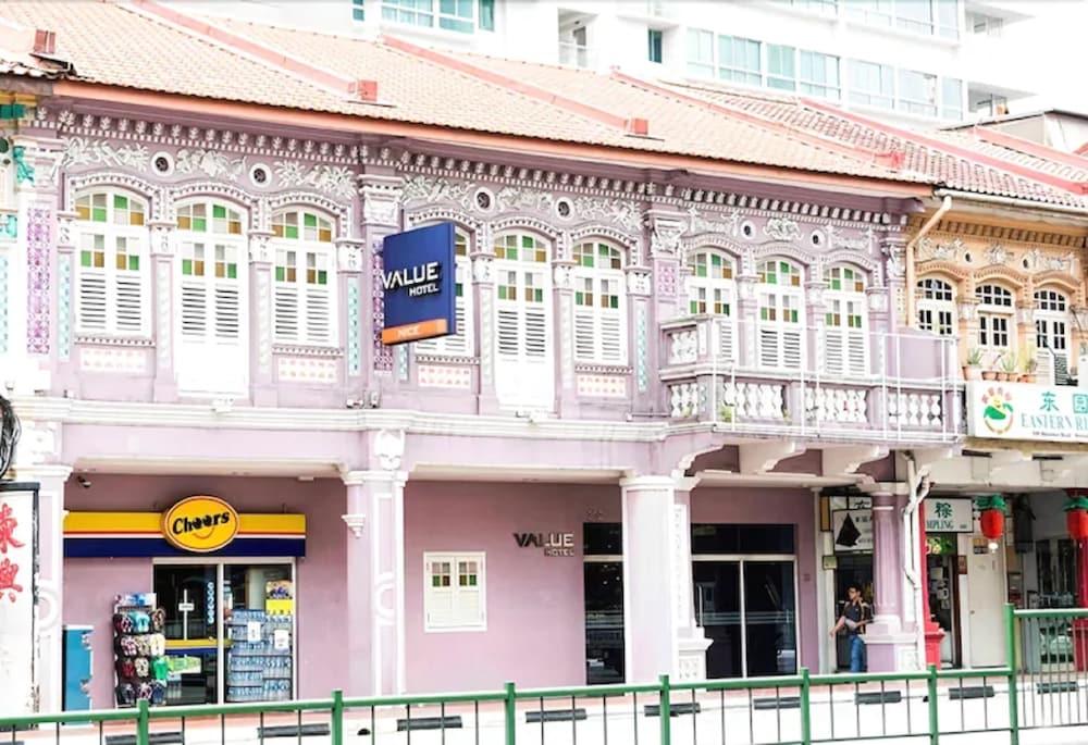Khách sạn Value